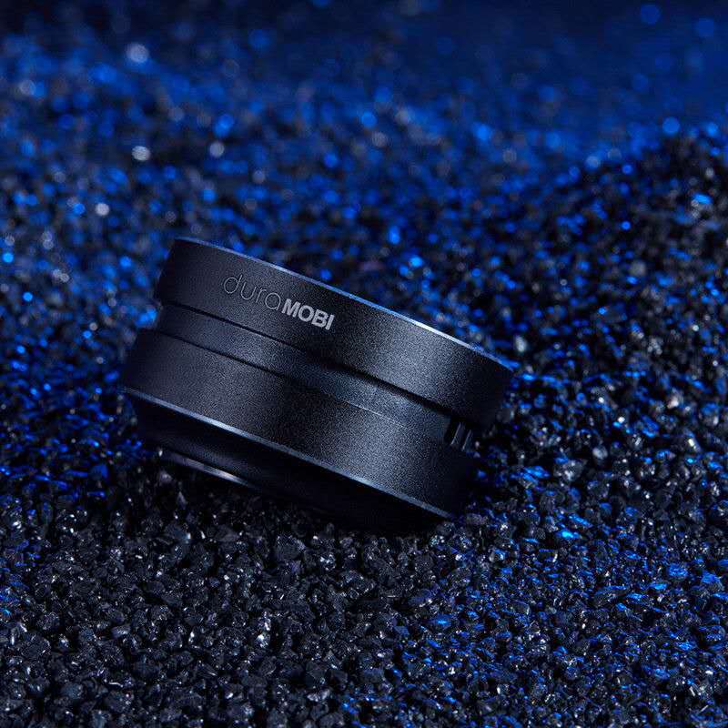 Mini enceinte Bluetooth à conduction osseuse jusqu'à 115 dB. Transformez n'importe quelle surface en haut-parleur. Compact et innovant. Livraison en France.