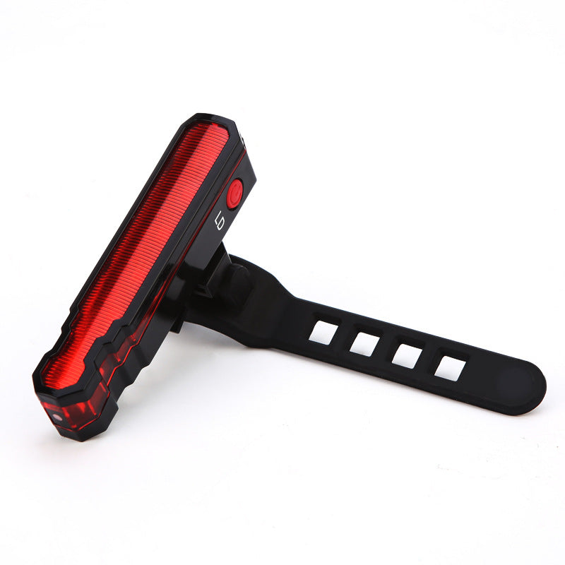 Feu arrière vélo laser Spider-Man LED, 150 LUX, rechargeable USB. Visibilité maximale de nuit, fixation silicone rapide. Design original et tendance.