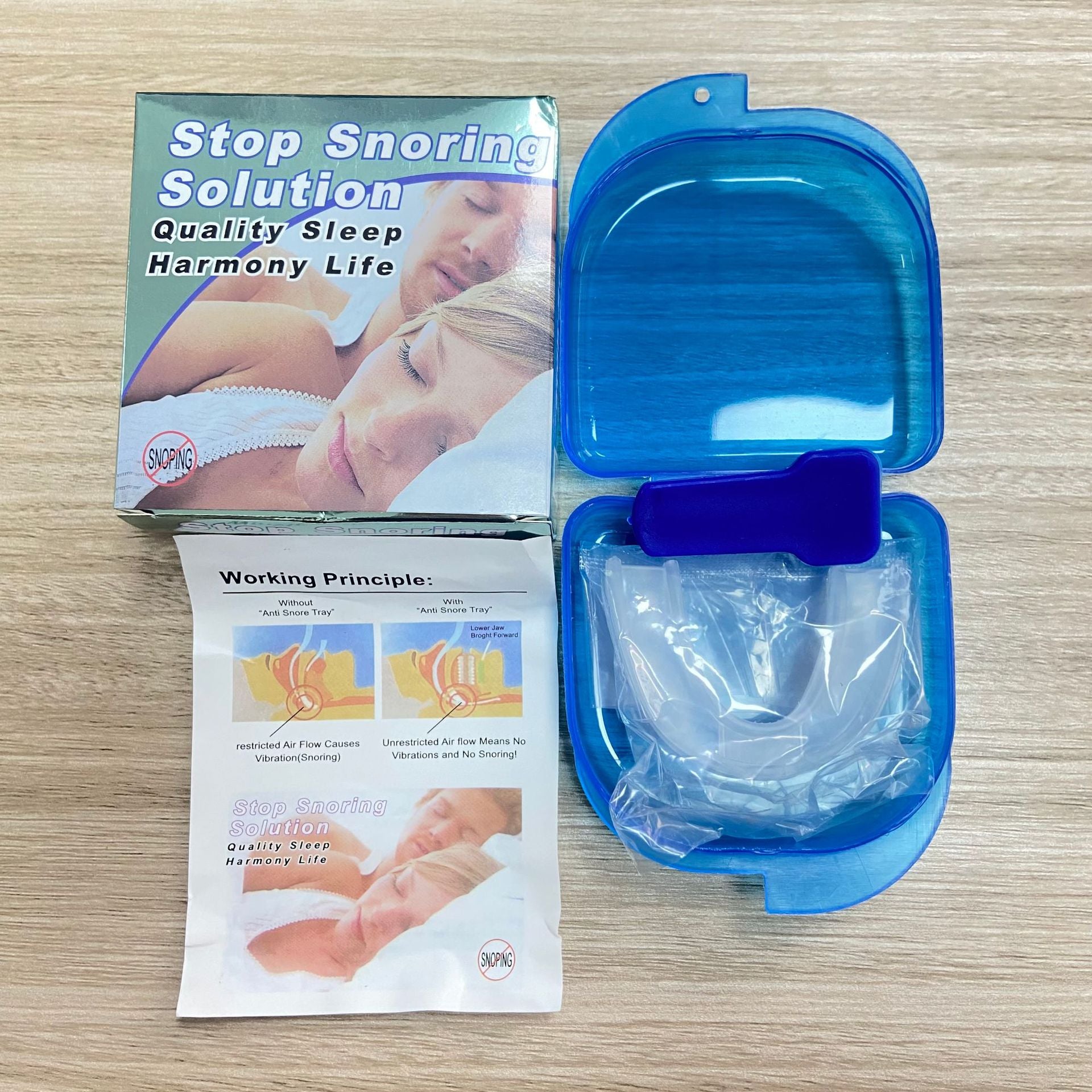 Gouttière anti-ronflement en EVA médical souple. Réduit le ronflement et le bruxisme, confort toute la nuit, discrète et facile à utiliser. Étui inclus.